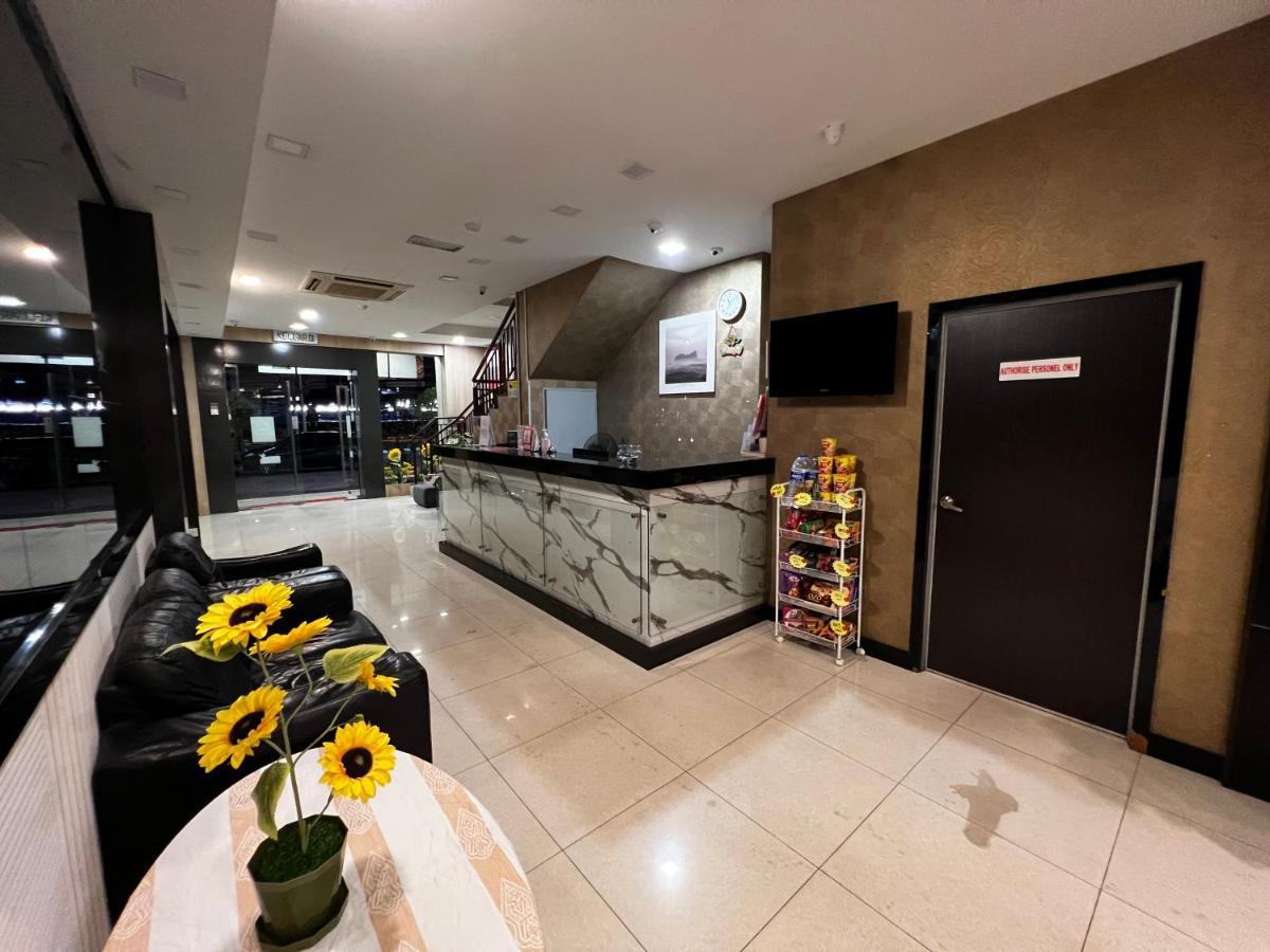קואנטאן Signature Hotel מראה חיצוני תמונה
